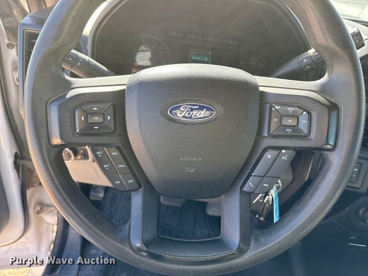 image for item EP0925 2017 Ford F150 SuperCrew pickup truck