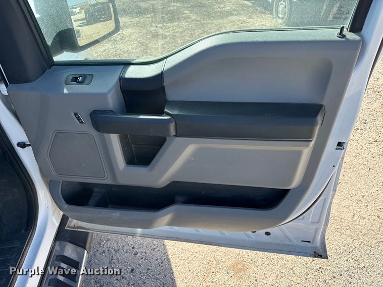 image for item EP0925 2017 Ford F150 SuperCrew pickup truck