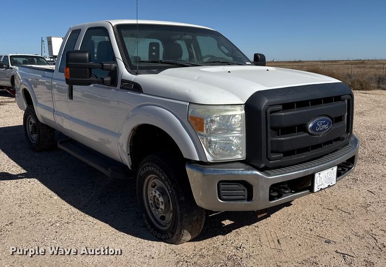 image for item EP0926 2015 Ford F250 SuperCab pickup truck