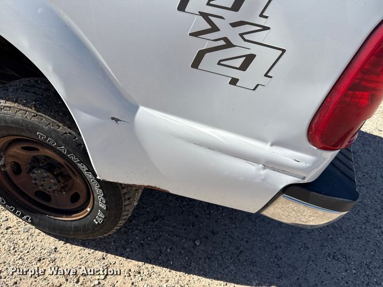 image for item EP0926 2015 Ford F250 SuperCab pickup truck