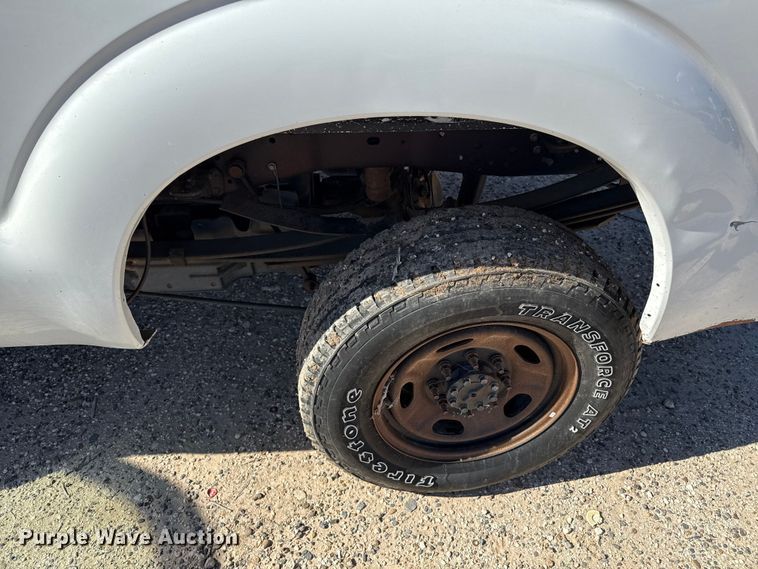 image for item EP0926 2015 Ford F250 SuperCab pickup truck