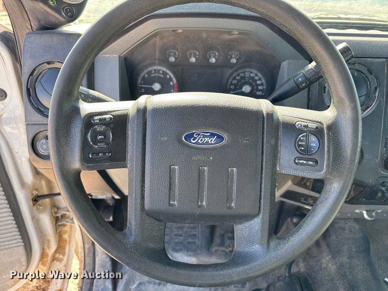 image for item EP0926 2015 Ford F250 SuperCab pickup truck