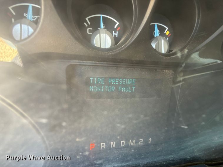 image for item EP0926 2015 Ford F250 SuperCab pickup truck