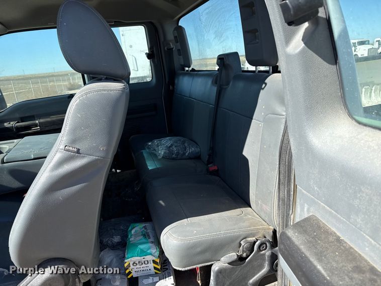 image for item EP0926 2015 Ford F250 SuperCab pickup truck