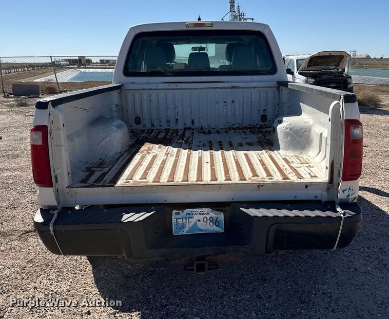 image for item EP0927 2013 Ford F250 Crew Cab pickup truck