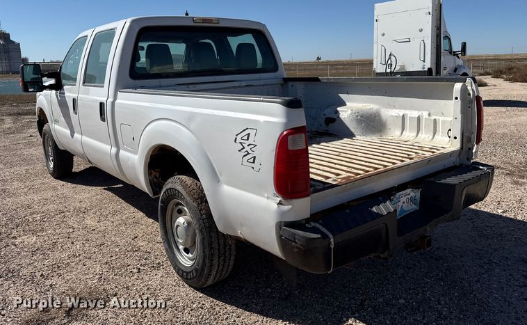 image for item EP0927 2013 Ford F250 Crew Cab pickup truck