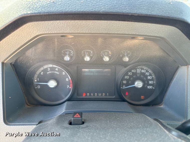 image for item EP0927 2013 Ford F250 Crew Cab pickup truck