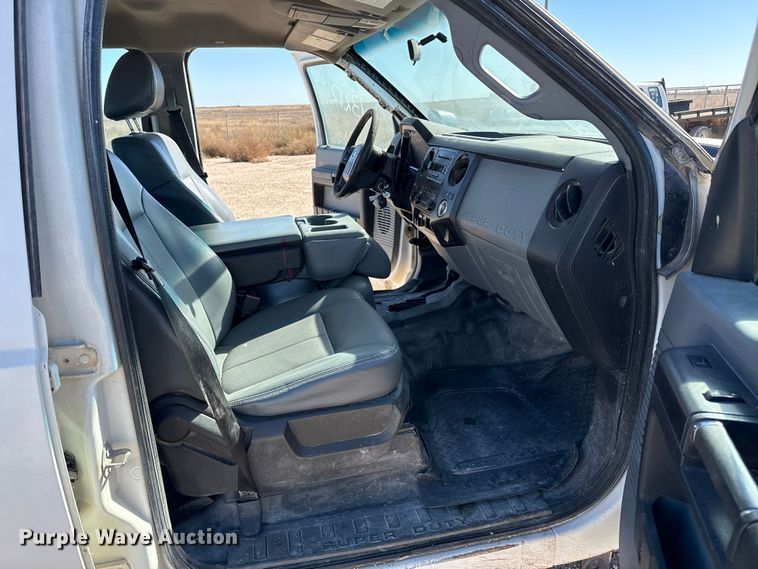 image for item EP0927 2013 Ford F250 Crew Cab pickup truck