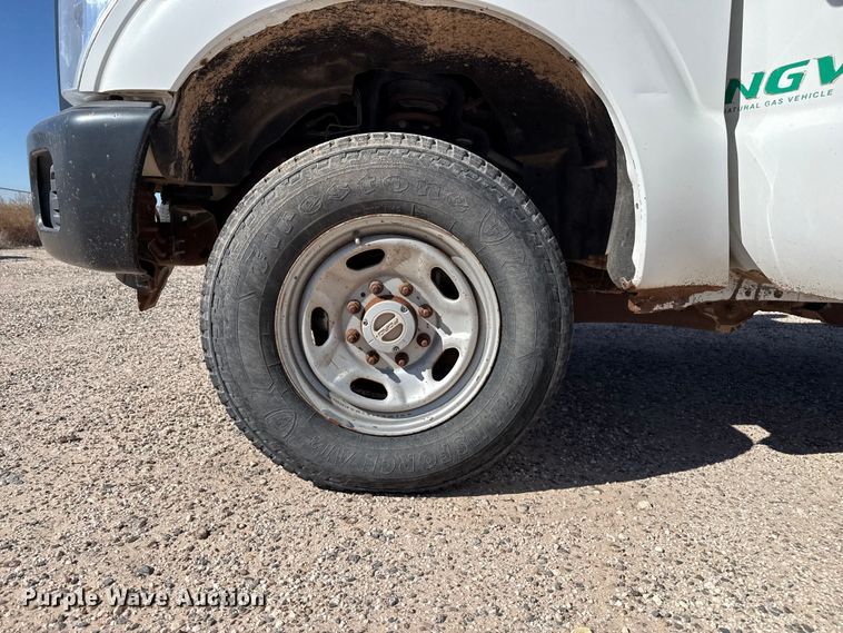 image for item EP0927 2013 Ford F250 Crew Cab pickup truck