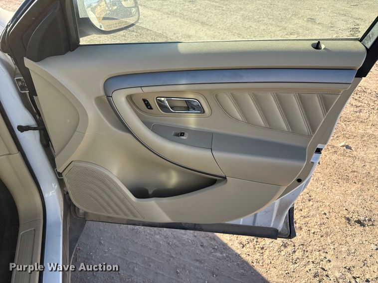 image for item EP0935 2014 Ford Taurus 