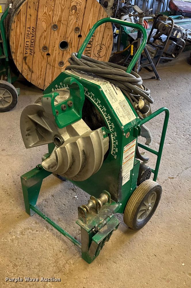 image for item EP0976 Greenlee 555 pipe bender