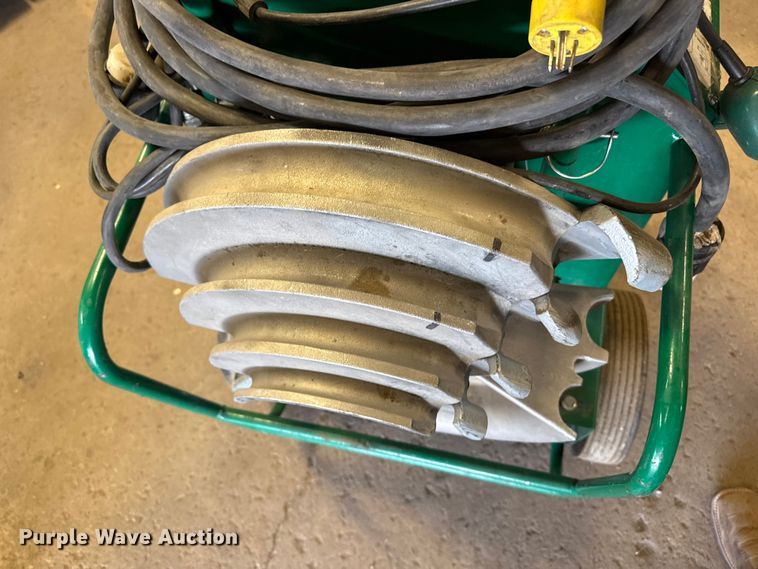 image for item EP0976 Greenlee 555 pipe bender