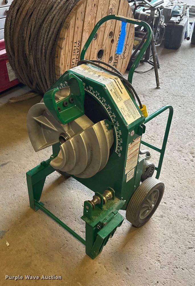 image for item EP0980 Greenlee 555 pipe bender