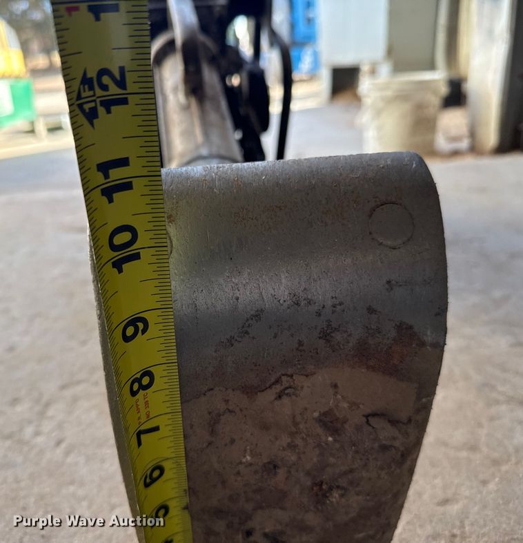 image for item EP2531 Multiquip MTR-40F plate compactor