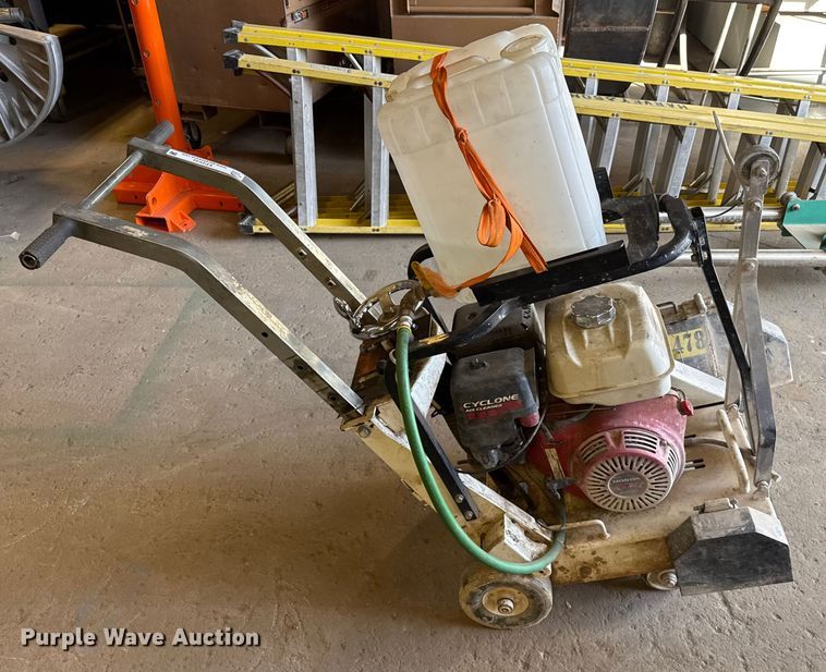 image for item EP2532 Concrete saw