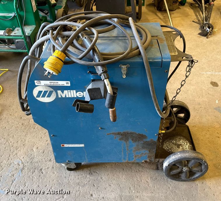 image for item EP2534 Miller Millermatic 350 welder