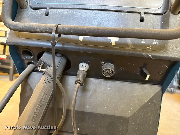 image for item EP2534 Miller Millermatic 350 welder