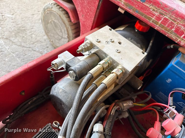 image for item EP2537 2018 MEC Micro19 scissor lift