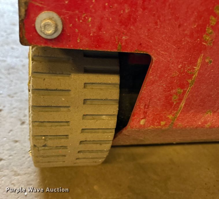 image for item EP2537 2018 MEC Micro19 scissor lift