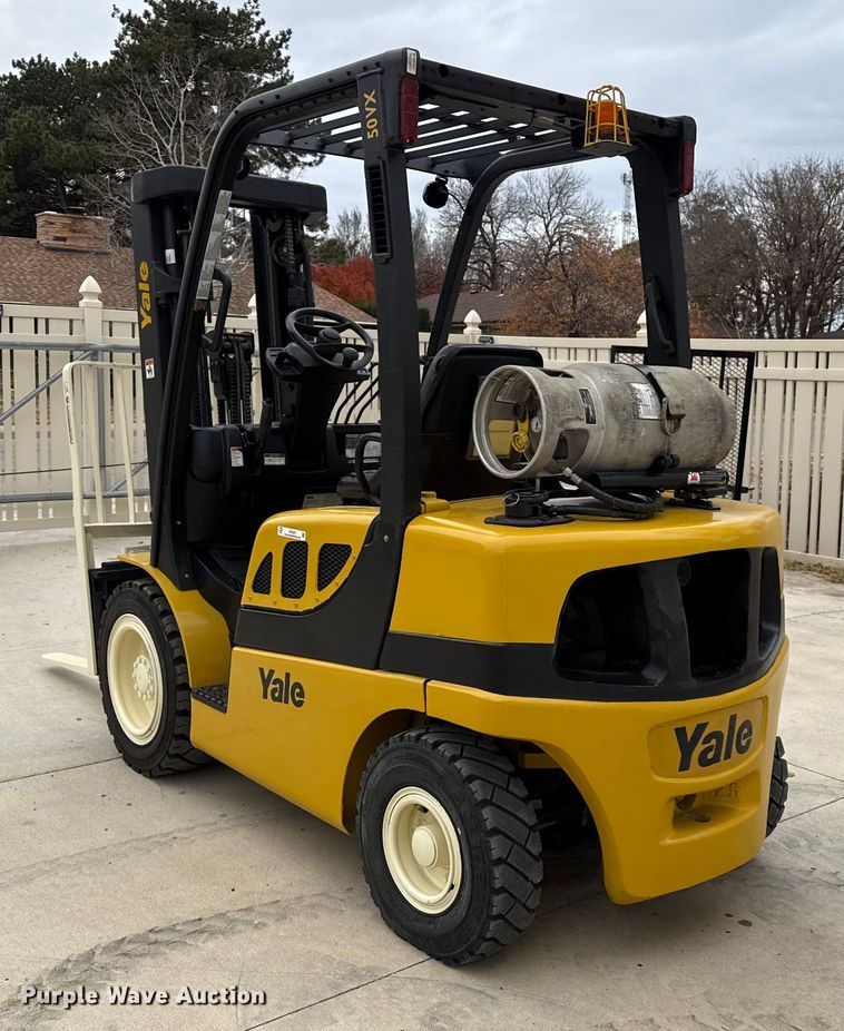 image for item EP2575 2019 Yale GLP050VXNKAE084 forklift