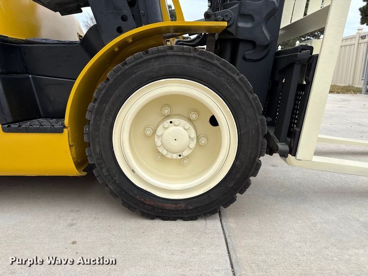 image for item EP2575 2019 Yale GLP050VXNKAE084 forklift