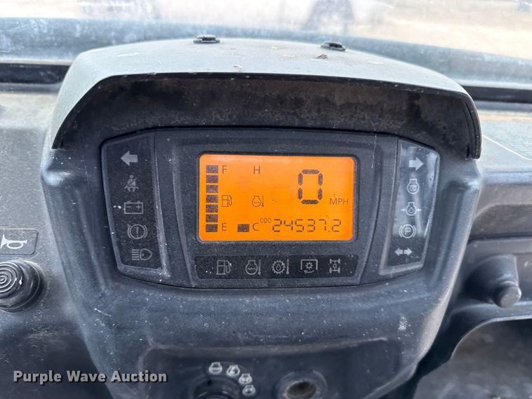 image for item EP2576 2017 Kubota RTV-X900 utility vehicle
