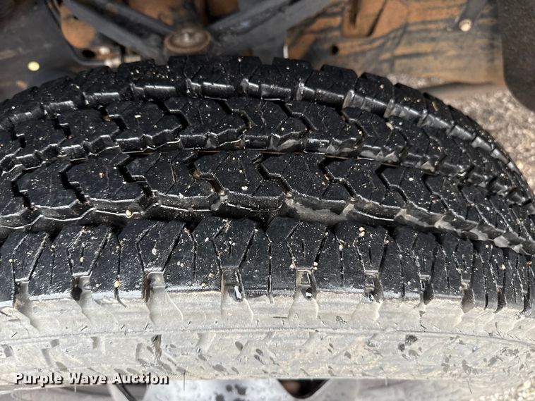 image for item EP2586 2017 Chevrolet Silverado 3500HD flatbed pickup truck