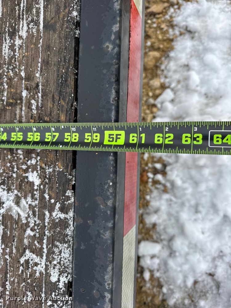 image for item ER0249 1994 Richardson tilt deck utility trailer