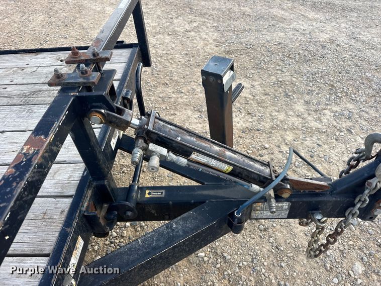 image for item ER0252 2015 B-B TRAILER tilt deck equipment trailer