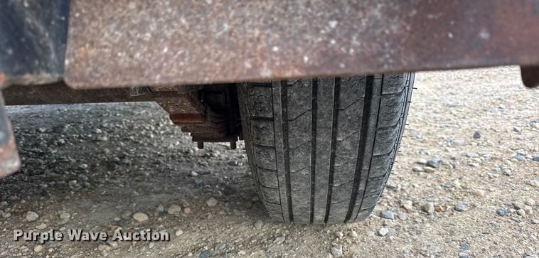 image for item ER0253 2015 B-B TRAILER tilt deck equipment trailer