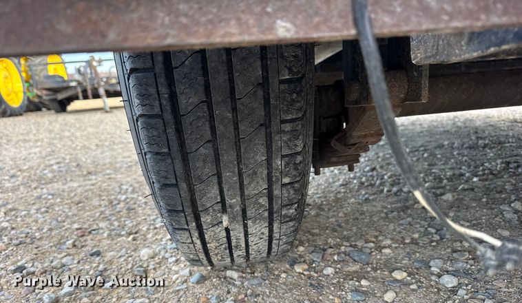 image for item ER0253 2015 B-B TRAILER tilt deck equipment trailer