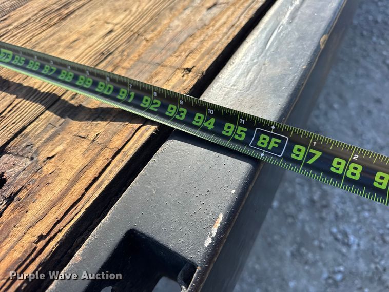 image for item ER0255 2006 GMC Sierra 3500 flatbed truck