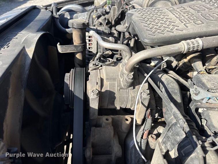 image for item ER0255 2006 GMC Sierra 3500 flatbed truck