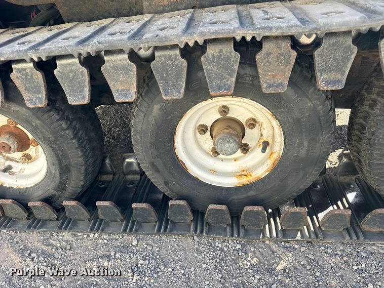 image for item ER0260 2007 Toro Groundsmaster 7200 with Polar Trac system