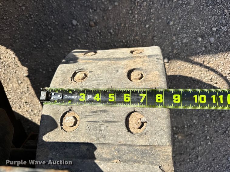 image for item ER0260 2007 Toro Groundsmaster 7200 with Polar Trac system