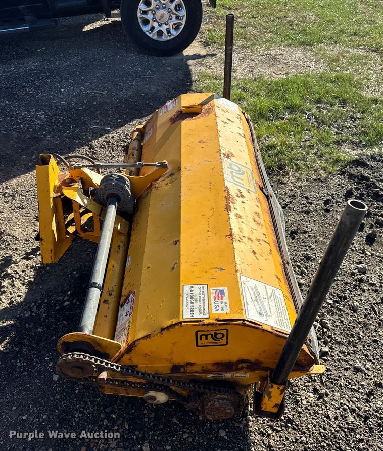 image for item ER0260 2007 Toro Groundsmaster 7200 with Polar Trac system