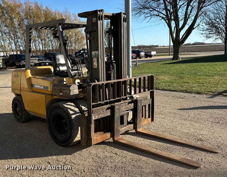 MONTACARGAS CATERPILLAR DP40KL