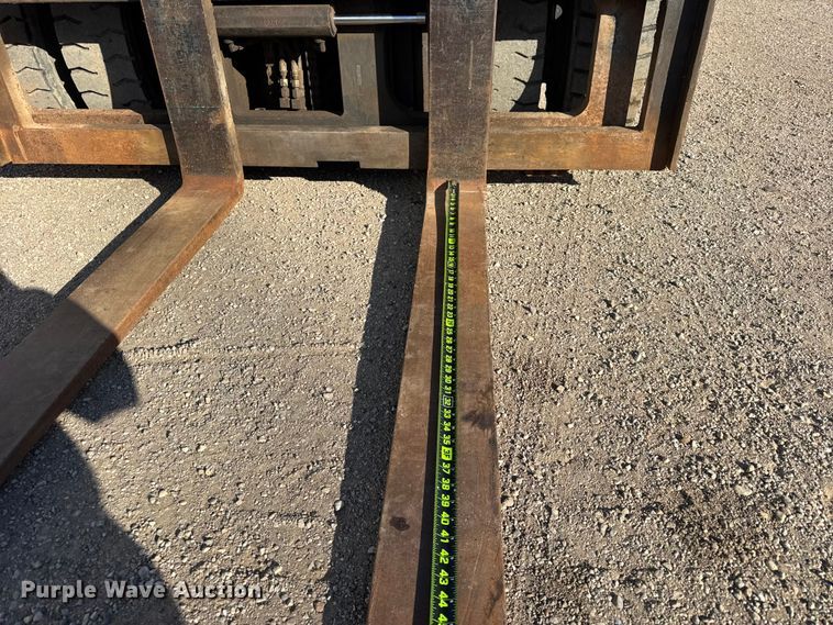 image for item ER0262 Caterpillar DP40KL forklift