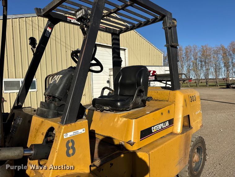 image for item ER0262 Caterpillar DP40KL forklift
