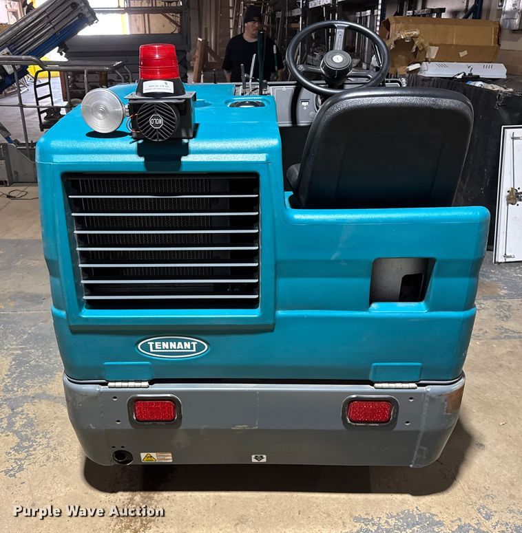 image for item ER0266 Tennant S20 sweeper