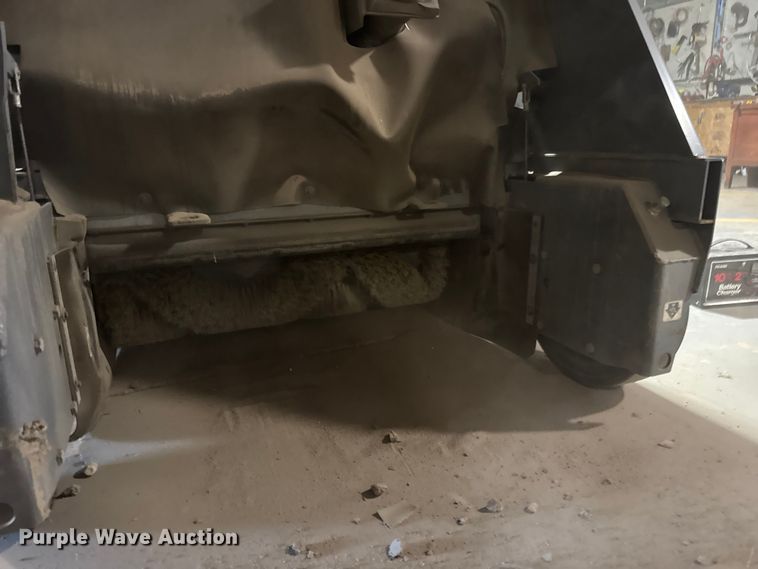 image for item ER0266 Tennant S20 sweeper