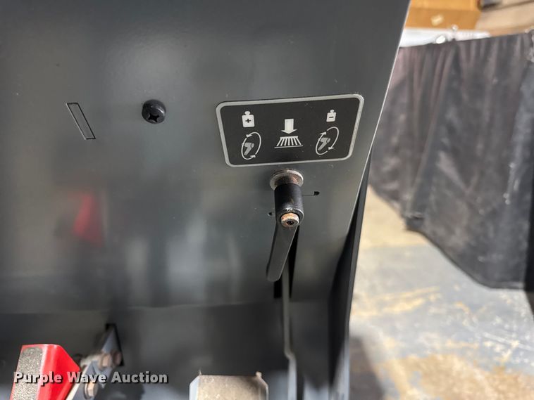 image for item ER0266 Tennant S20 sweeper