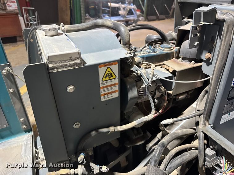 image for item ER0266 Tennant S20 sweeper