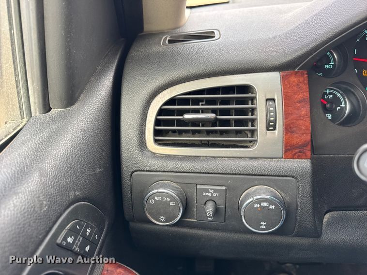 image for item ER0268 2010 GMC Yukon SUV