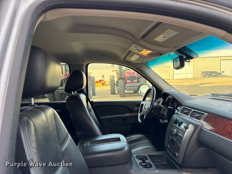 image for item ER0268 2010 GMC Yukon SUV