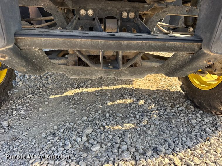 image for item ER0278 2019 John Deere XUV835M utility vehicle