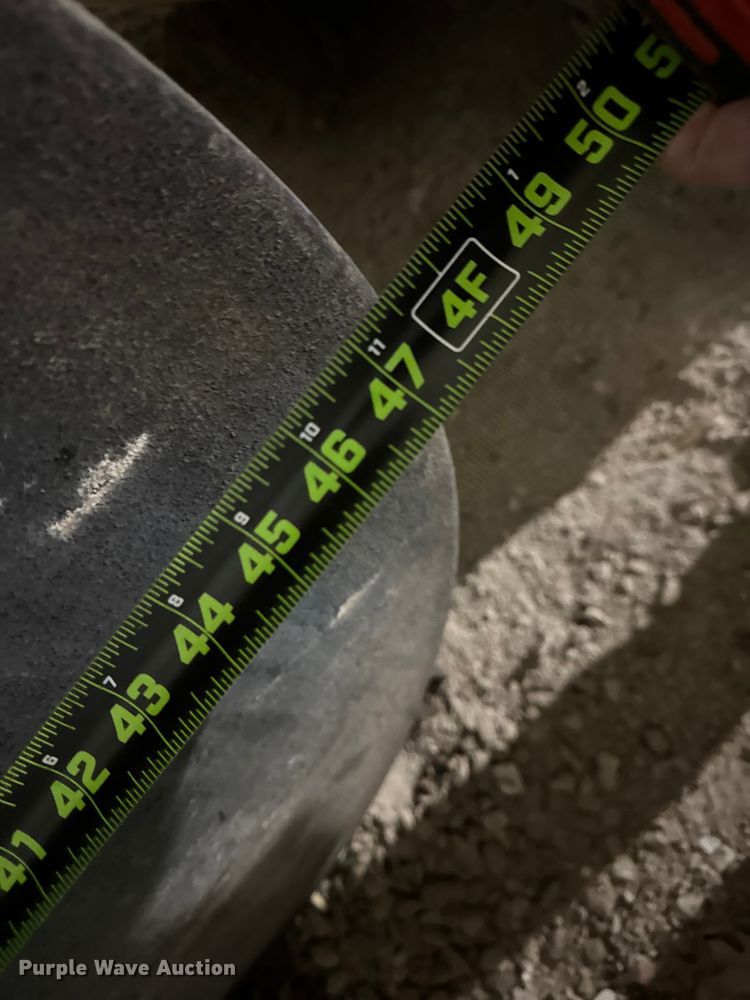 image for item ER0290 (2) tanks