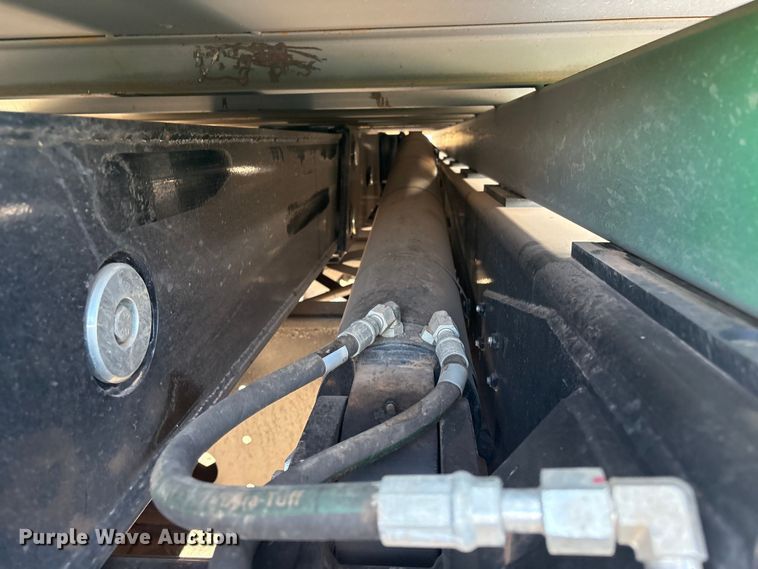 image for item ER1084 2019 Cheetah Chassis Corporation Swaploader hook lift container trailer