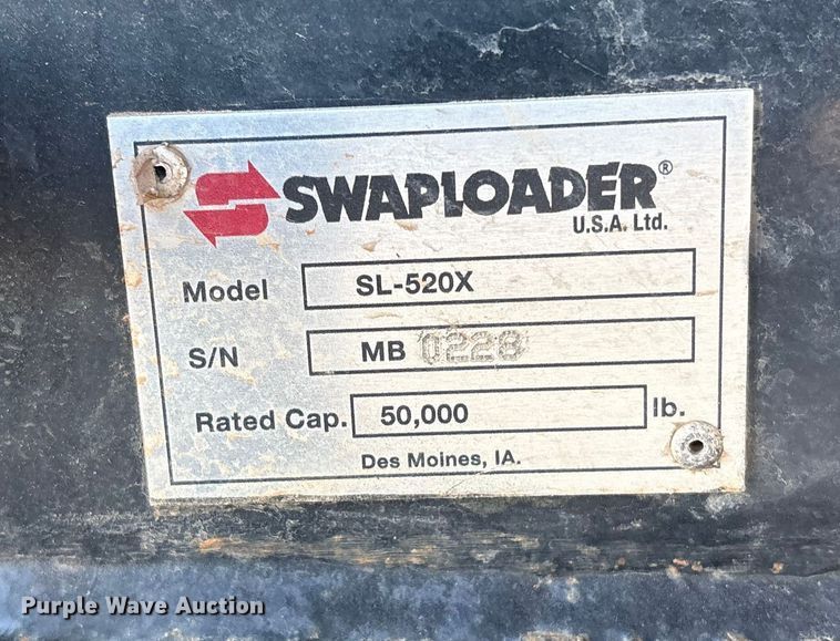 image for item ER1084 2019 Cheetah Chassis Corporation Swaploader hook lift container trailer