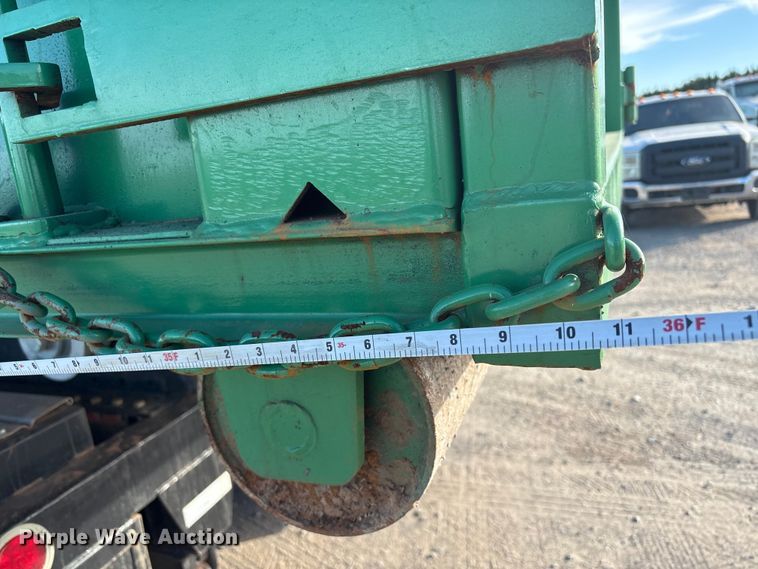 image for item ER1084 2019 Cheetah Chassis Corporation Swaploader hook lift container trailer